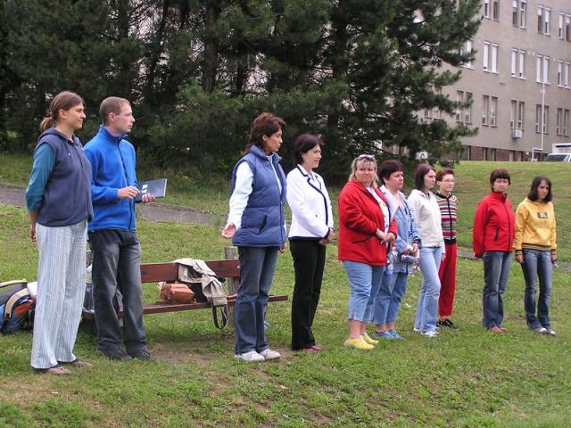 zahajuje se turnaj