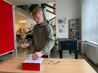 Hlas studentů je již v novém složení! Volby do školního parlamentu jsou za námi!